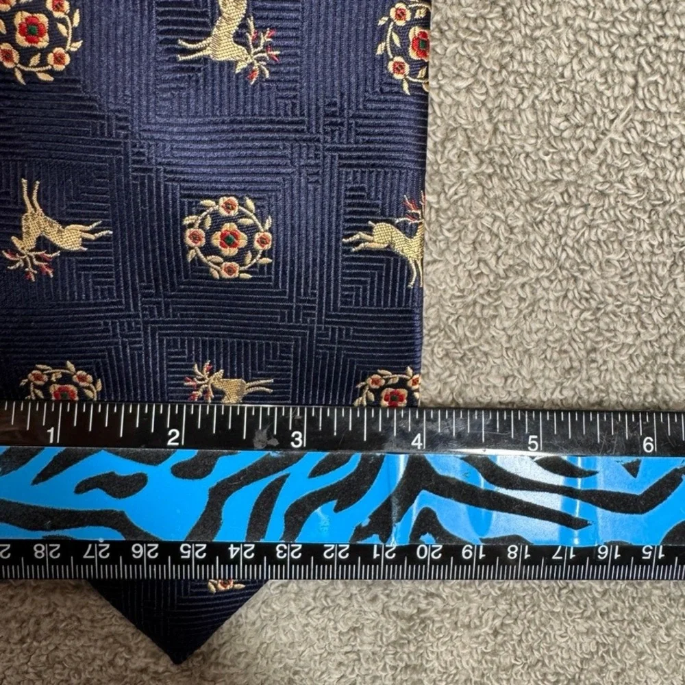 Banana Republic Mens Silk Tie Navy Blue Gold Stag Reindeer Floral Made in Italy